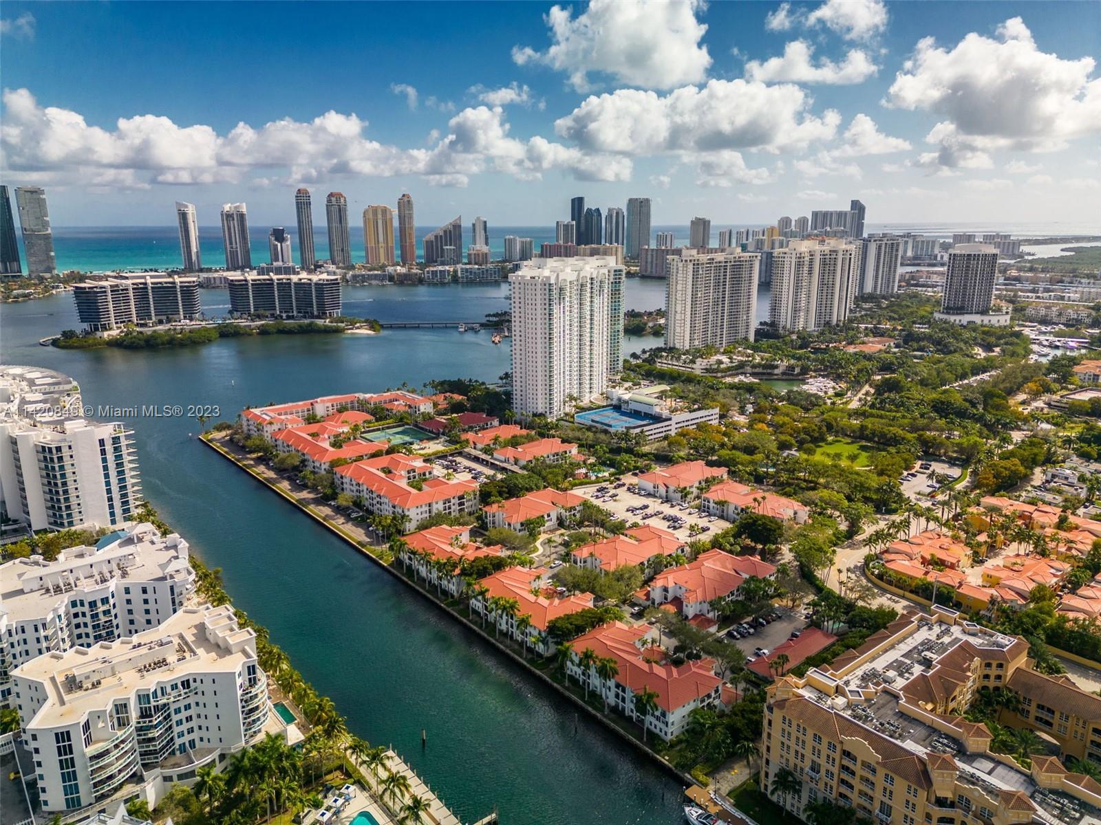 village-by-the-bay-aventura-drone2