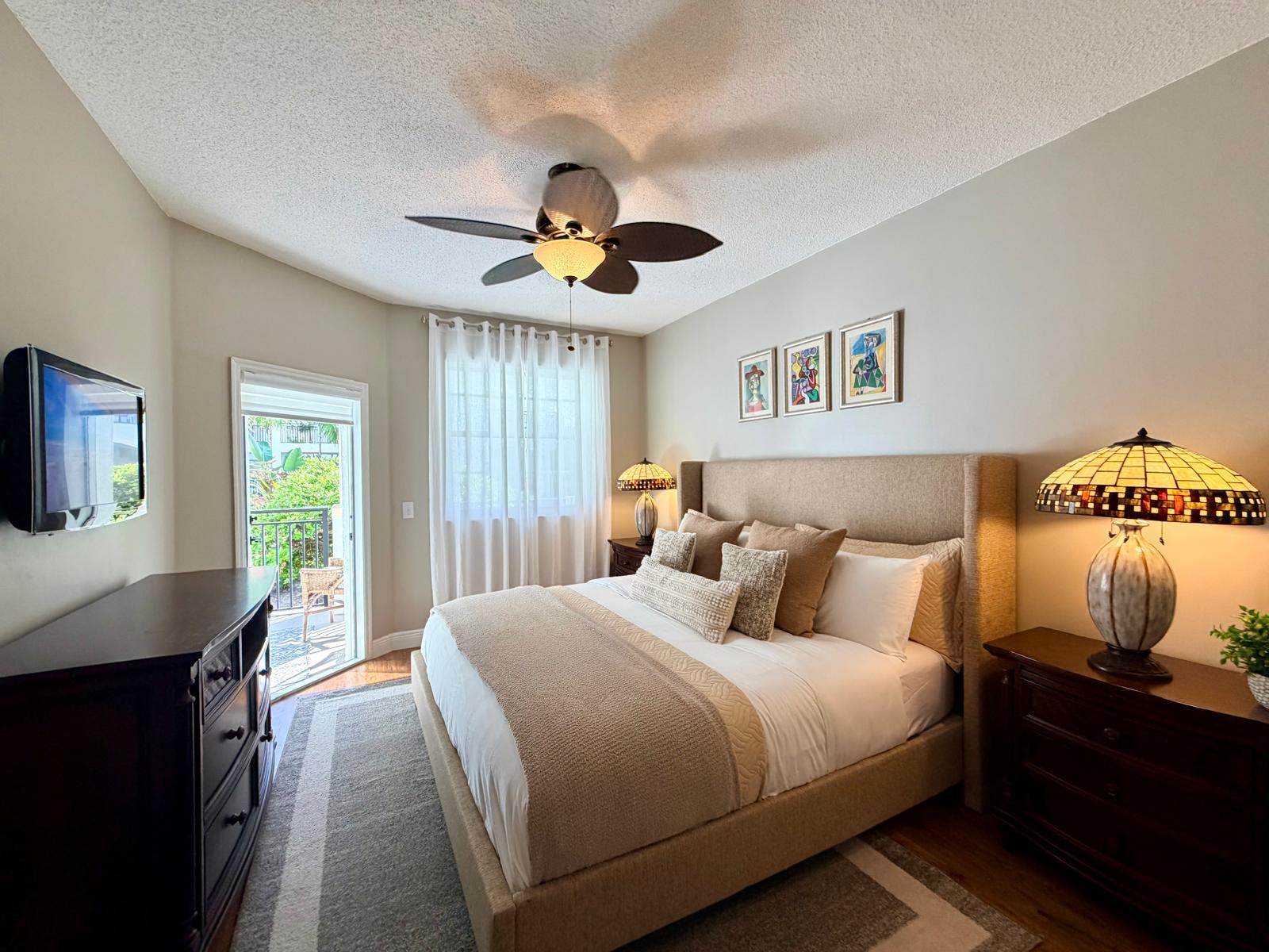 village-by-the-bay-one-bedroom-king-size-bed